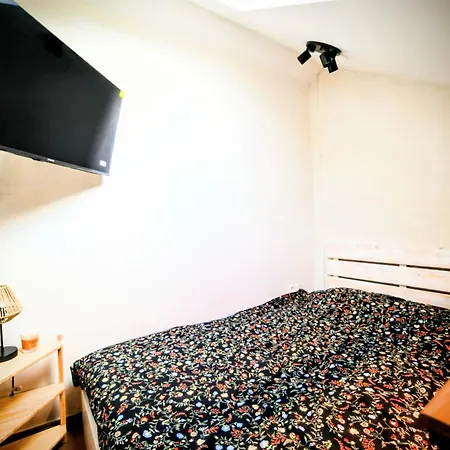 Old Port Riverside Lofts In Center