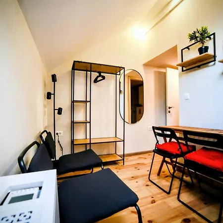 Old Port Riverside Lofts In Center