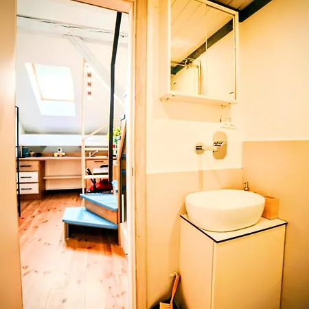 Old Port Riverside Lofts In Center