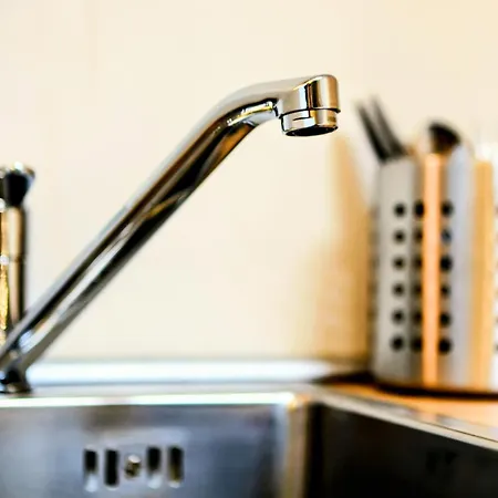 Old Port Riverside Lofts In Center Apartman