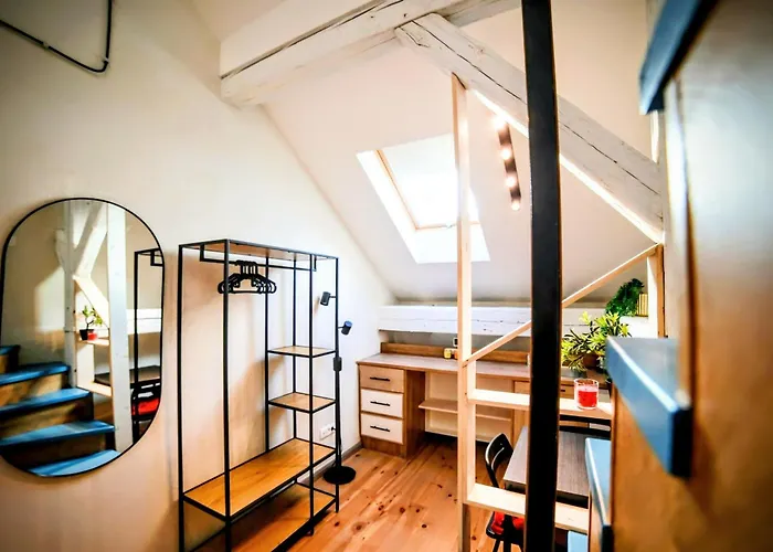 Old Port Riverside Lofts In Center Белград