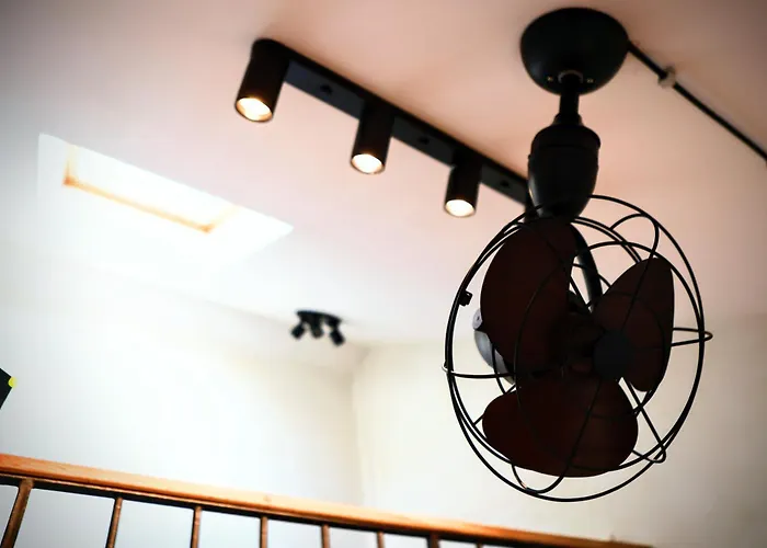 Old Port Riverside Lofts In Center *