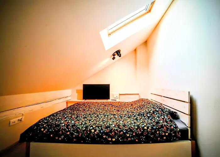 Old Port Riverside Lofts In Center Белград