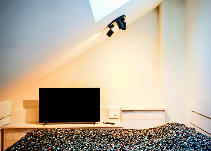 Old Port Riverside Lofts In Center Апартаменты *